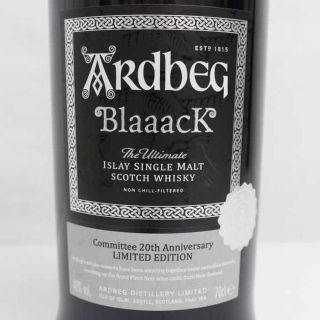 ARdbeg（アードベッグ）Blaaack ブラック 46度 700mlの通販 by On Line ...