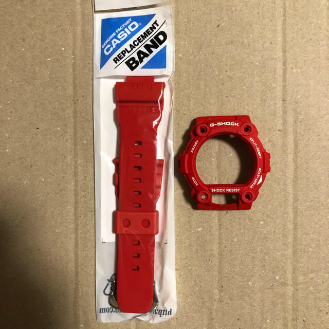 G-SHOCK(ジーショック)のg-7900a-4 ベルベゼ　赤　バンド メンズの時計(ラバーベルト)の商品写真