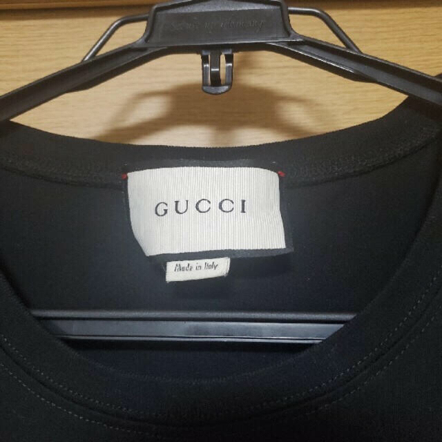 Gucci(グッチ)のGUCCI スパンコールロゴ　Tシャツ レディースのトップス(Tシャツ(半袖/袖なし))の商品写真