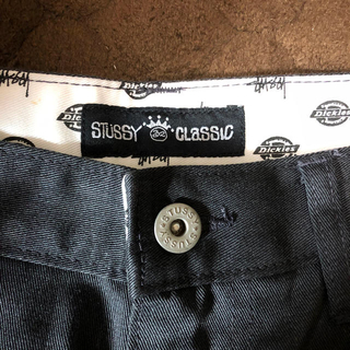 STUSSY - 【未使用】stussy × dickiesコラボパンツの通販 by グリママ ...