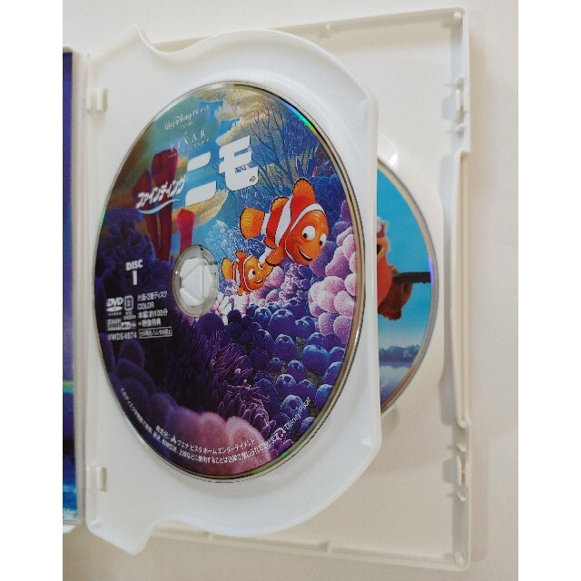 ファインディング・ニモ DVDディスク2枚 エンタメ/ホビーのDVD/ブルーレイ(舞台/ミュージカル)の商品写真