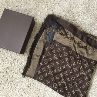 ルイヴィトン(LOUIS VUITTON)の新品タグ付きルイビィトン モノグラム 大判ストール(ストール/パシュミナ)