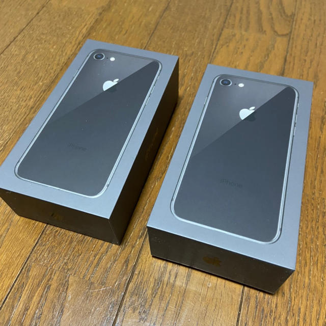 最新のデザイン 【専用】iPhone8 iPhone Space ２台 Softbank 64GB Gray スマートフォン本体 