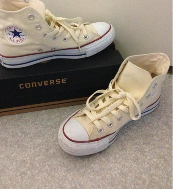 CONVERSE(コンバース)のコンバース★240★ベージュ レディースの靴/シューズ(スニーカー)の商品写真