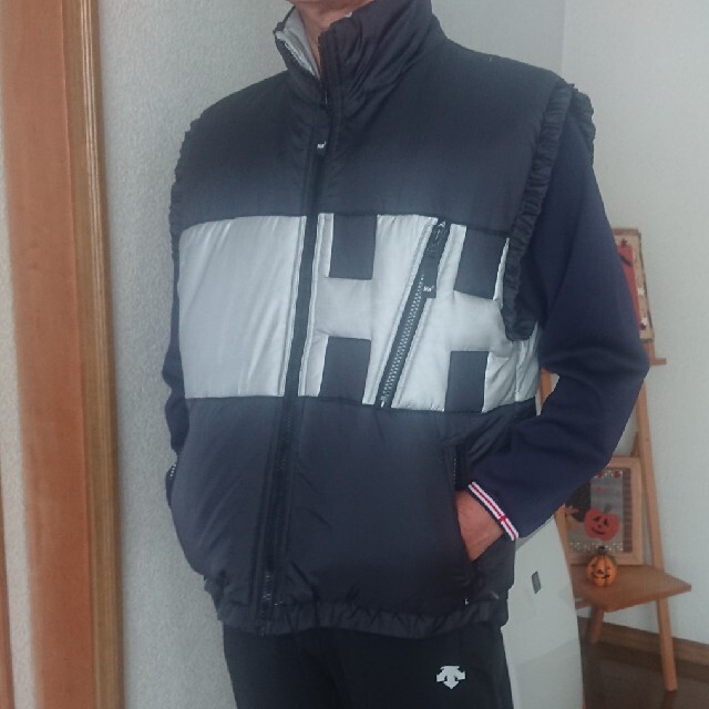 HELLY HANSEN(ヘリーハンセン)のヘリーハンセン ダウンベスト メンズのジャケット/アウター(ダウンベスト)の商品写真