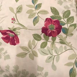 ローラアシュレイ(LAURA ASHLEY)のローラアシュレイ　生地　２種(生地/糸)