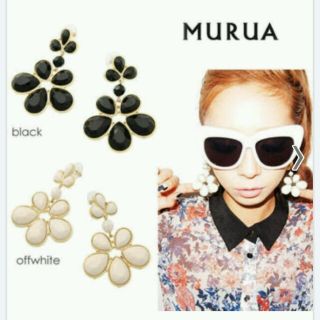 ムルーア(MURUA)の●MURUA●フラワーピアス(ピアス)