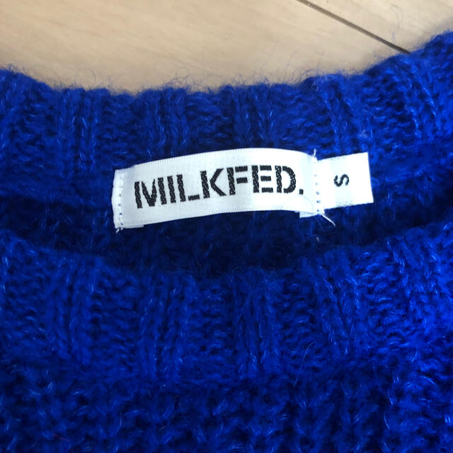 MILKFED.(ミルクフェド)のMILKFED 青　ニット レディースのトップス(ニット/セーター)の商品写真