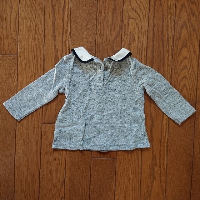 babyGAP(ベビーギャップ)のBabyGap サイズ70 長袖 グレー キッズ/ベビー/マタニティのベビー服(~85cm)(シャツ/カットソー)の商品写真