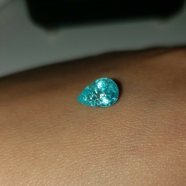 パライバトルマリン ルース 1.547ct 鑑別書付 レディースのアクセサリー(その他)の商品写真