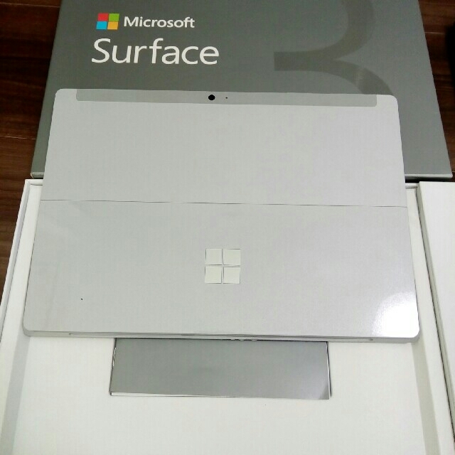 Microsoft(マイクロソフト)のSurface  3 SSD128GB 4GB Windows10 スマホ/家電/カメラのPC/タブレット(タブレット)の商品写真