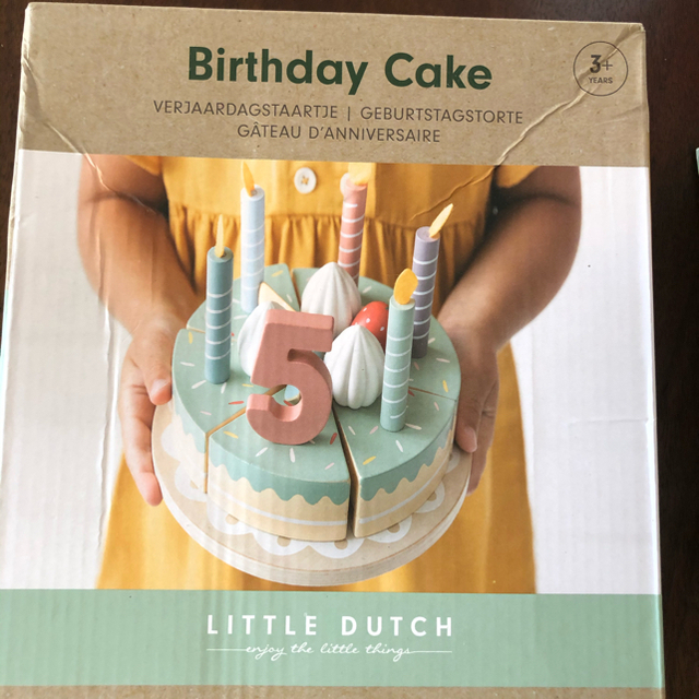 リトルダッチ バースデーケーキ　Little Dutch Birthday 3