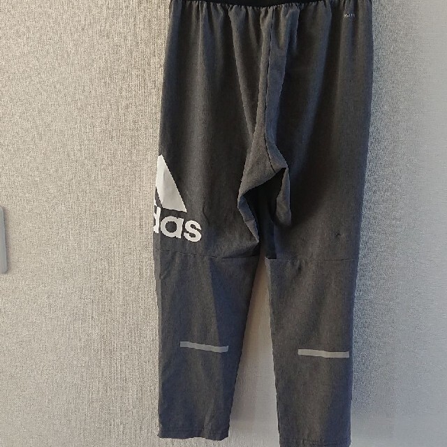 新品☆アディダスショートパンツ アディダスパンツ ランニングパンツ☆L