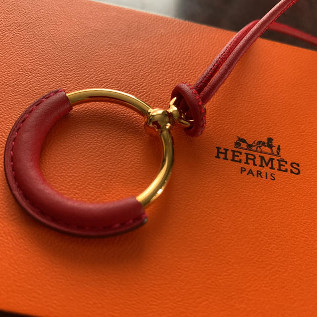 HERMES エルメス ペンダント ネックレス チョーカー  レザー3cm金具ゴールド付属品箱