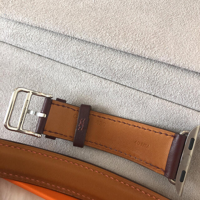Hermes(エルメス)のエルメス ドゥブルトゥール Apple Watch ローズアザレ 40mm レディースのファッション小物(腕時計)の商品写真