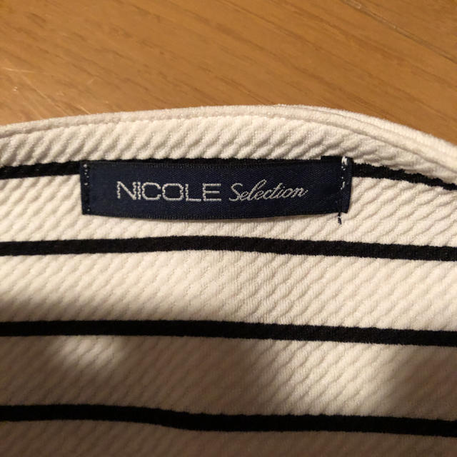 NICOLE(ニコル)の長袖　ボーダー　トップス　ニコル レディースのトップス(Tシャツ(長袖/七分))の商品写真