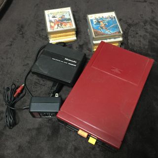 ニンテンドウ(任天堂)の任天堂ファミリーコンピューター ディスクシステム本体とディスクカードのセット(家庭用ゲーム機本体)