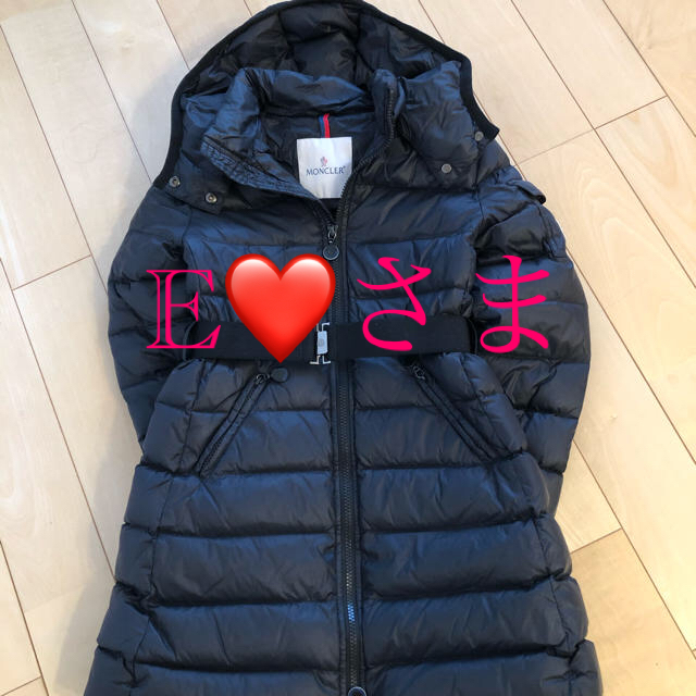 MONCLER(モンクレール)のモンクレール  キッズ　ダウン キッズ/ベビー/マタニティのキッズ服女の子用(90cm~)(ジャケット/上着)の商品写真