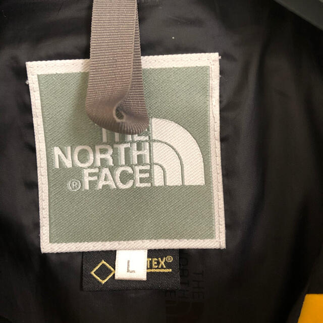 THE NORTH FACE(ザノースフェイス)の値下げ！ザノースフェイス　マウンテンライトジャケット　レディース L メンズXS レディースのジャケット/アウター(その他)の商品写真