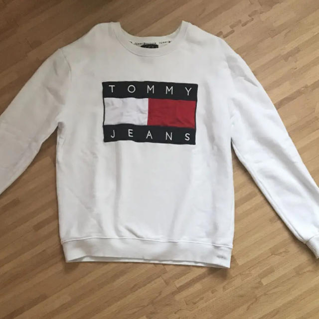 TOMMY HILFIGER(トミーヒルフィガー)のトミージーンズ　トレーナー メンズのトップス(スウェット)の商品写真