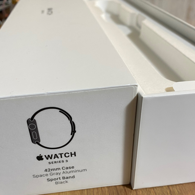 Apple Watch(アップルウォッチ)のApple Watch 3 本体　42mm メンズの時計(腕時計(デジタル))の商品写真