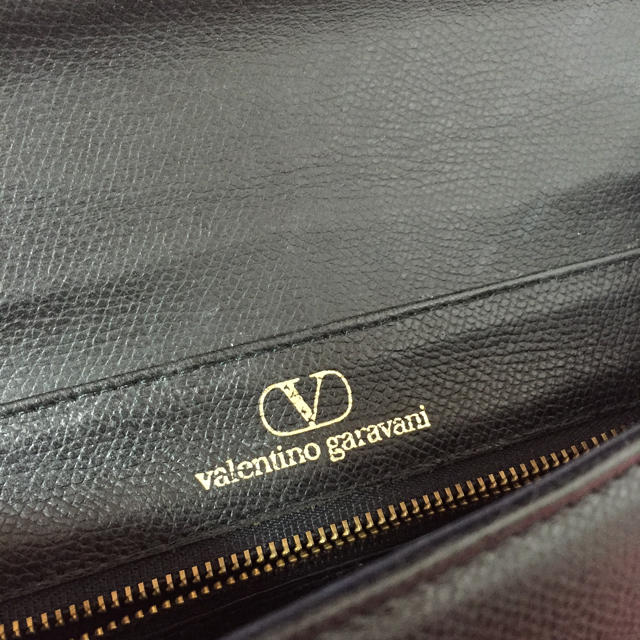 valentino garavani(ヴァレンティノガラヴァーニ)のショルダーバッグ♡ポシェット♡ レディースのバッグ(ショルダーバッグ)の商品写真