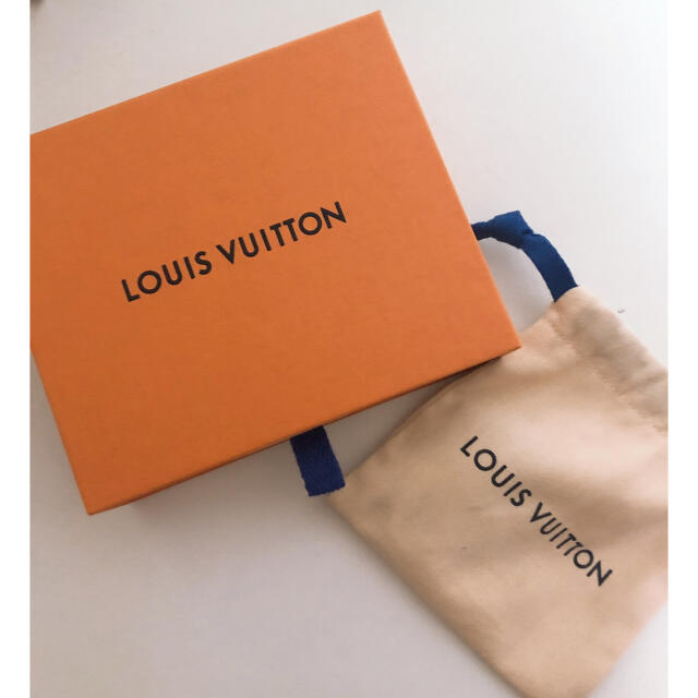 LOUIS VUITTON(ルイヴィトン)のルイヴィトンLOUIS VUITTON バッグ チャーム・フルールドゥモノグラム レディースのアクセサリー(チャーム)の商品写真