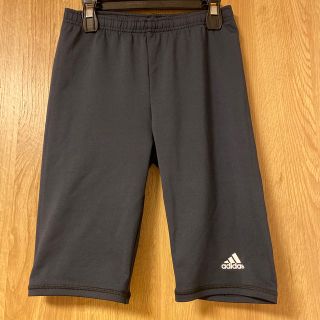 アディダス(adidas)のadidas ハーフ丈スパッツ(レギンス/スパッツ)