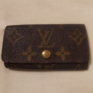 ルイヴィトン(LOUIS VUITTON)のルイヴィトン LOUIS VUITTON キーケース(キーケース)