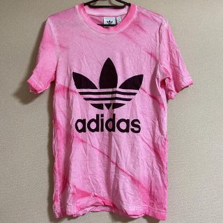 アディダス(adidas)のadidas Tシャツ(Tシャツ/カットソー(半袖/袖なし))