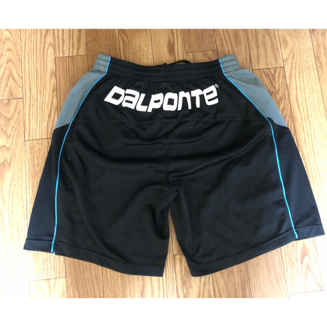 DalPonte(ダウポンチ)のDALPONTE ダウポンチ　フットサル　ショートパンツ　短パン　ハーフパンツ スポーツ/アウトドアのサッカー/フットサル(ウェア)の商品写真