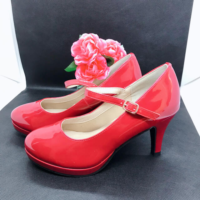 【新品】パンプス　ハイヒール　レッド　赤 レディースの靴/シューズ(ハイヒール/パンプス)の商品写真