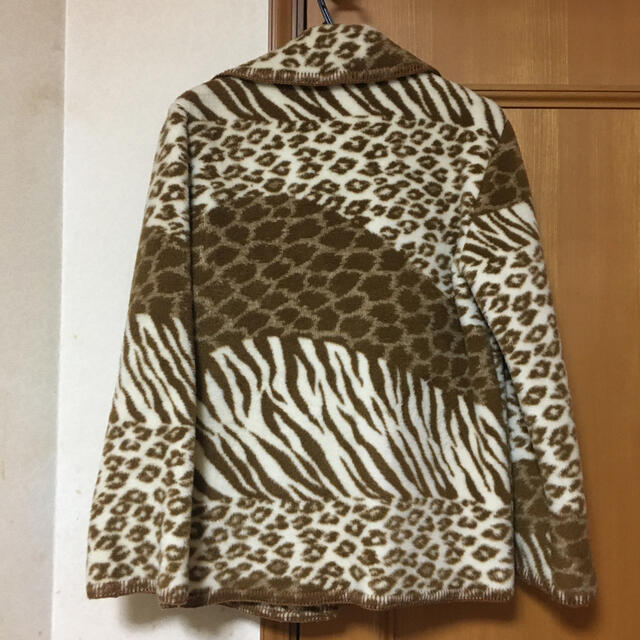 tiara(ティアラ)のtiara レディースのジャケット/アウター(トレンチコート)の商品写真