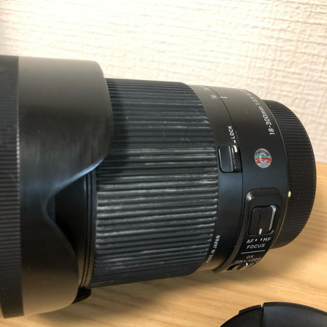 SIGMA(シグマ)のSIGMA 18-300mm F3.5-6.3 DC MACRO OS HSM スマホ/家電/カメラのカメラ(レンズ(ズーム))の商品写真