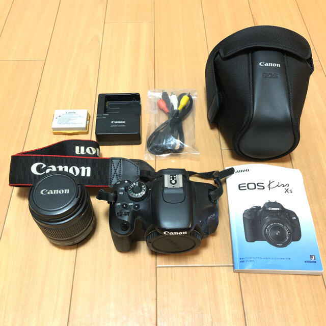 Canon(キヤノン)のCanon EOS Kiss X5 レンズキット スマホ/家電/カメラのカメラ(デジタル一眼)の商品写真