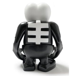 バウンティーハンター BOUNTY HUNTER 黒赤 限定レッド スカルくん