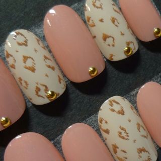 コーラルピンク×ふんわりレオパードネイル(つけ爪/ネイルチップ)