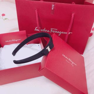 サルヴァトーレフェラガモ(Salvatore Ferragamo)のsalvatore Ferragamoカチューシャ(カチューシャ)