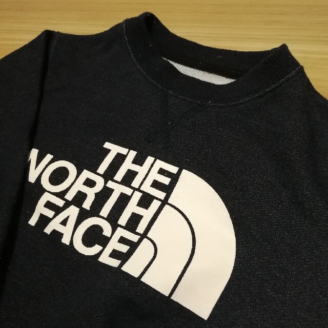 THE NORTH FACE(ザノースフェイス)のTHE NORTH FACE　キッズロゴトレーナー キッズ/ベビー/マタニティのキッズ服男の子用(90cm~)(ジャケット/上着)の商品写真