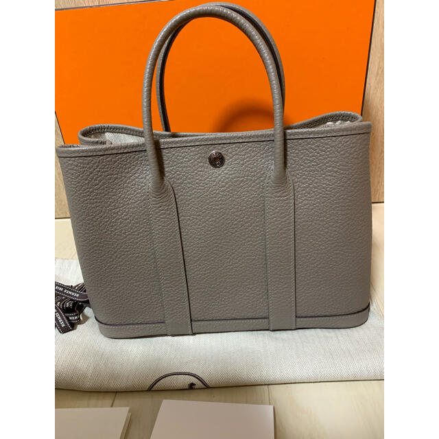 Hermes(エルメス)の晴れっこ様専用　エルメス    tpm C刻印　グリアスファルト レディースのバッグ(トートバッグ)の商品写真