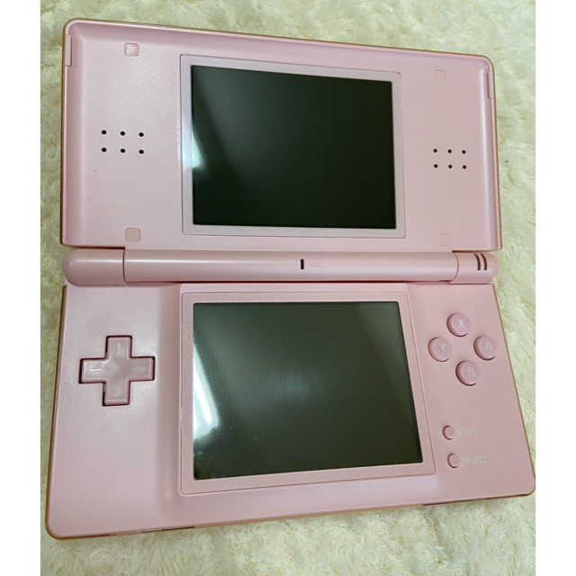 ニンテンドーDS(ニンテンドーDS)の任天堂DS lite ピンク エンタメ/ホビーのゲームソフト/ゲーム機本体(携帯用ゲーム機本体)の商品写真