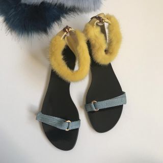 annabaigueraミンクファー サンダル www.pierreviens.com