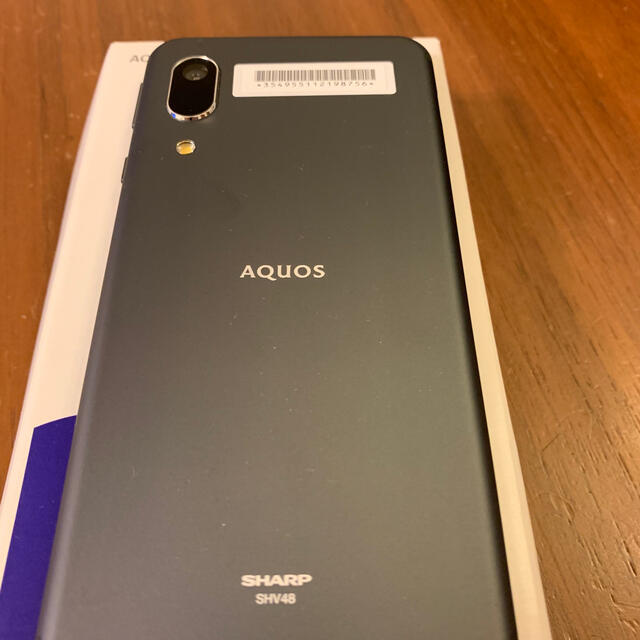 AQUOS(アクオス)の新品　AQUOS SHV48 SIMフリー　ブラック スマホ/家電/カメラのスマートフォン/携帯電話(スマートフォン本体)の商品写真