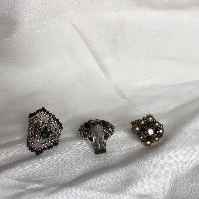 DEPT(デプト)のvintage ビーズ  リング 指輪 アクセサリー 6〜7号 ¥2500〜 レディースのアクセサリー(リング(指輪))の商品写真