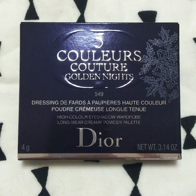 Dior(ディオール)のDior✨クリスマス限定 サンククルール 549 ゴールデンスノー コスメ/美容のベースメイク/化粧品(アイシャドウ)の商品写真