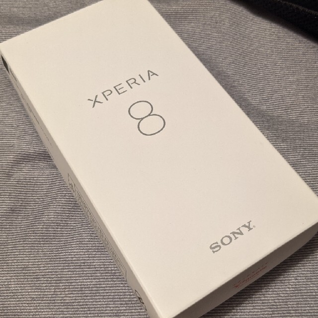 Xperia(エクスペリア)のXperia 8 SIMロック解除済み ネットワーク利用制限○ スマホ/家電/カメラのスマートフォン/携帯電話(スマートフォン本体)の商品写真