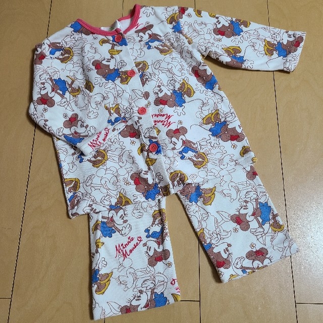 Disney(ディズニー)のDisney ミニー 90 パジャマ キッズ/ベビー/マタニティのキッズ服女の子用(90cm~)(パジャマ)の商品写真