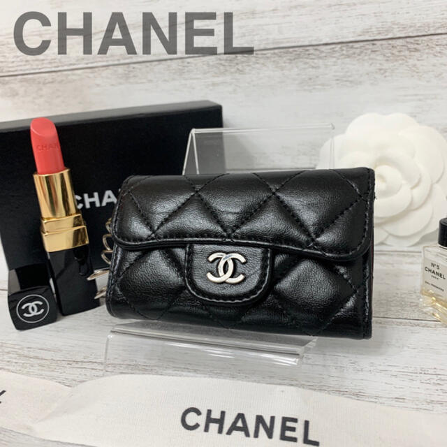 CHANEL(シャネル)のCHANEL✨シャネル✨マトラッセ✨ラムスキン✨6連✨キーケース✨長財布セット可 レディースのファッション小物(キーケース)の商品写真