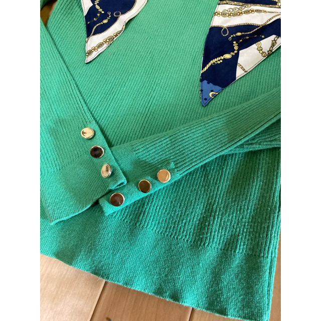 JUSGLITTY(ジャスグリッティー)のジャスグリッティー  スカーフ付きリブニット レディースのトップス(ニット/セーター)の商品写真