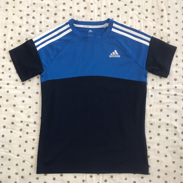 adidas(アディダス)のアディダス　ジュニア　ランニングTシャツ スポーツ/アウトドアのサッカー/フットサル(ウェア)の商品写真